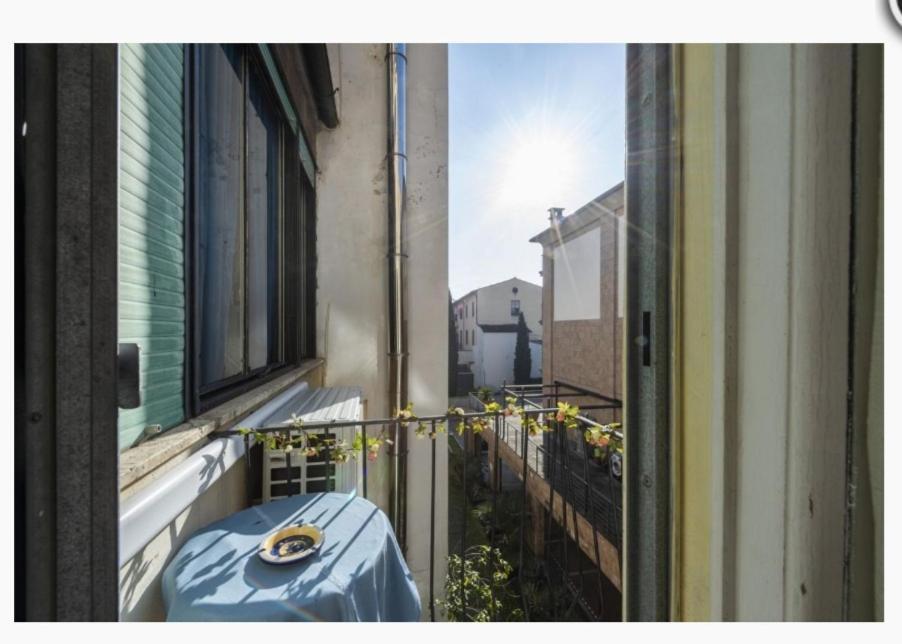 Tre Gigli Firenze Apartment, 5 Minutes From Station, Via Palazzuolo 55 ภายนอก รูปภาพ